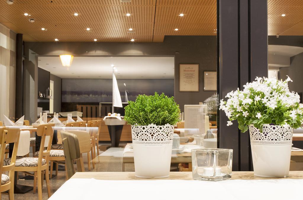 Hotel Hagnauer Seeperle ภายนอก รูปภาพ