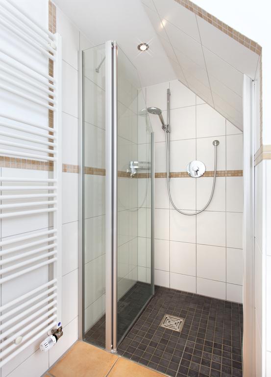 Hotel Hagnauer Seeperle ภายนอก รูปภาพ