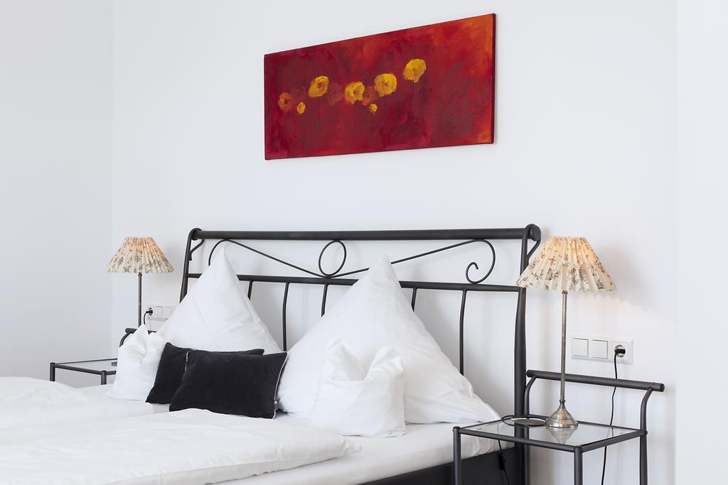 Hotel Hagnauer Seeperle ภายนอก รูปภาพ